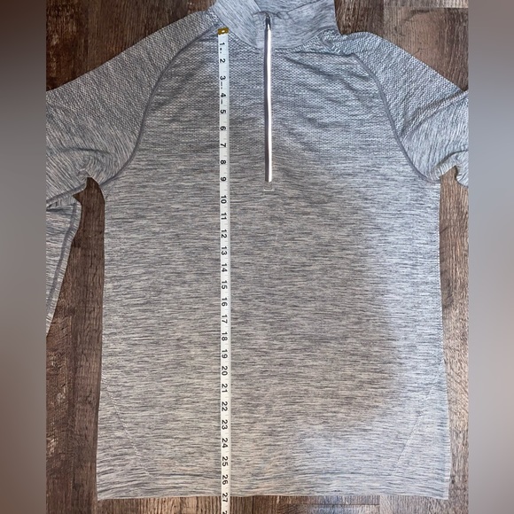 Lululemon half zip vent tech sweatshirt - Picture 9 of 12